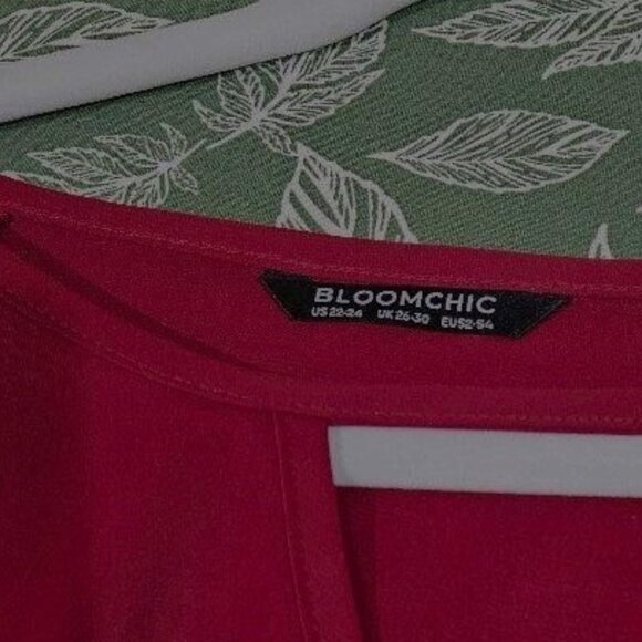 BURGUNDY SATIN ROMANTIC TIE BLOUSE 22w/24w CRUISE RESORT RED HOLIDAY DRESSY - Picture 4 of 4